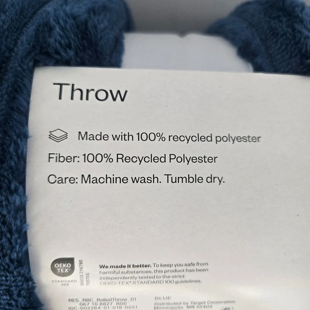 Room Essentials Throw Blanket 50x60 Blue Ribbed Plush Polyester BRAND NEW